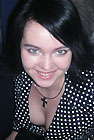  Russisches schauendes brunette